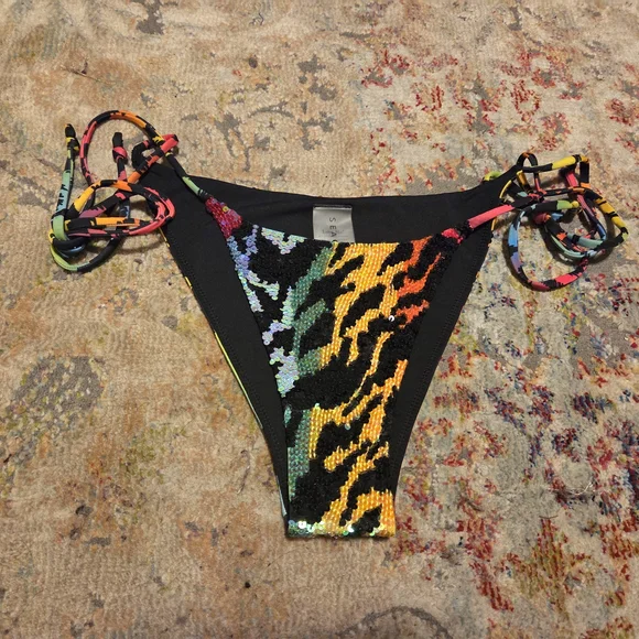 SEAQUEEN SWIM Pink Paradise Bikini Set with Tiger Print Bottoms - Picture 3 of 7